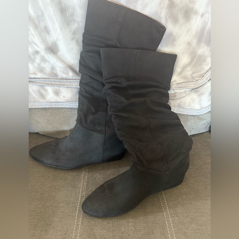 Women's Black Suede Boots